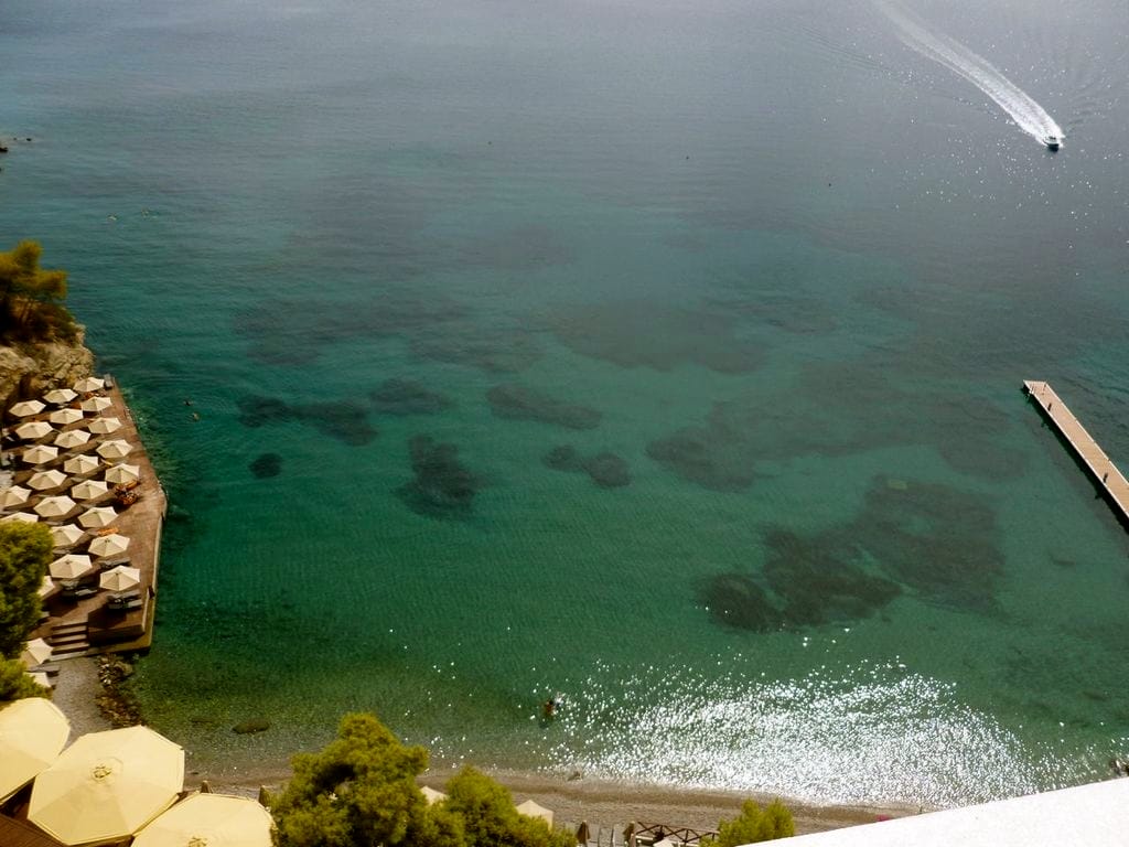 Cliff-top hotel with a lift down to a fantastic beachside restaurant for lunch on Poros